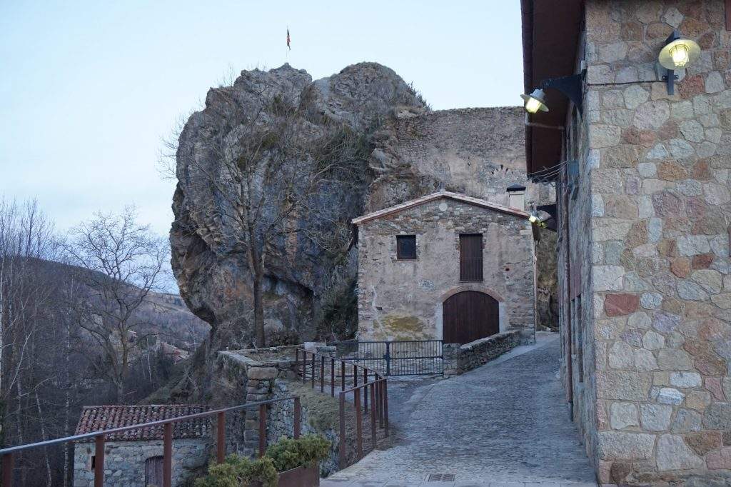 Capilla de la Mare de Déu de la Pietat de la Roca (Vilallonga de Ter)