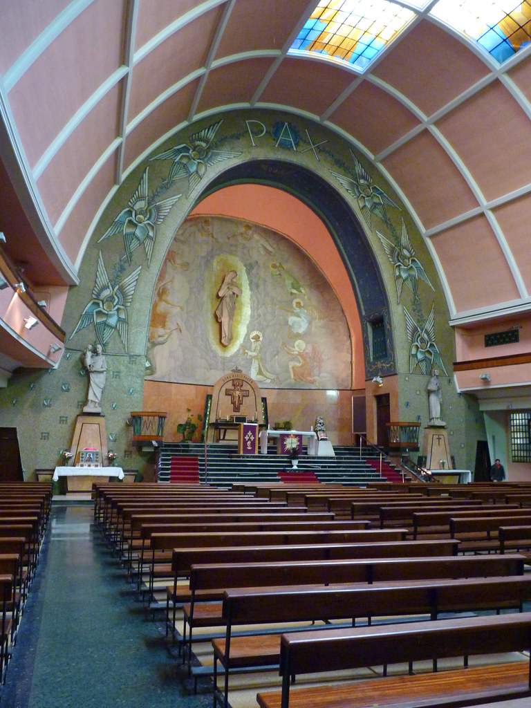 Iglesia de María Reina de La Paz (Franciscanos Capuchinos) (Valladolid)