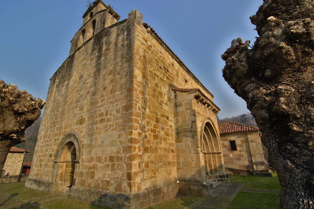 Parroquia de Molledo Portolín (Molledo)