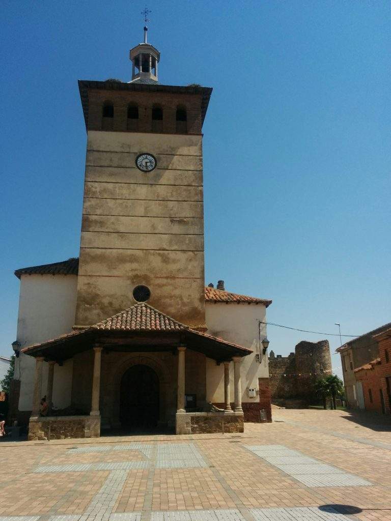 Parroquia de San Juan Bautista (Laguna de Negrillos)
