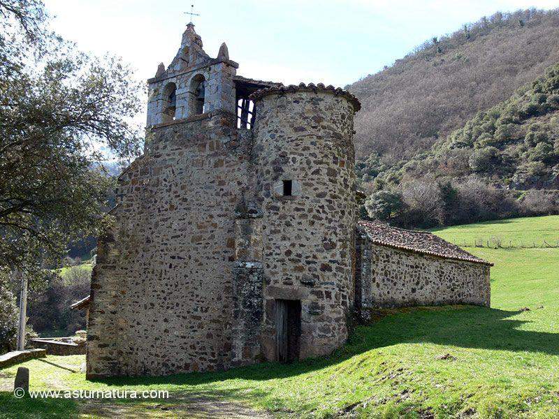 Parroquia de San Juan Degollado (Lomeña) (Pesaguero)