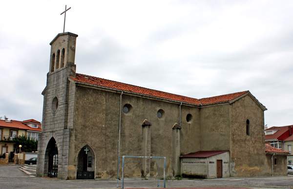 Parroquia de San Pedro Navarro (Valliniello)