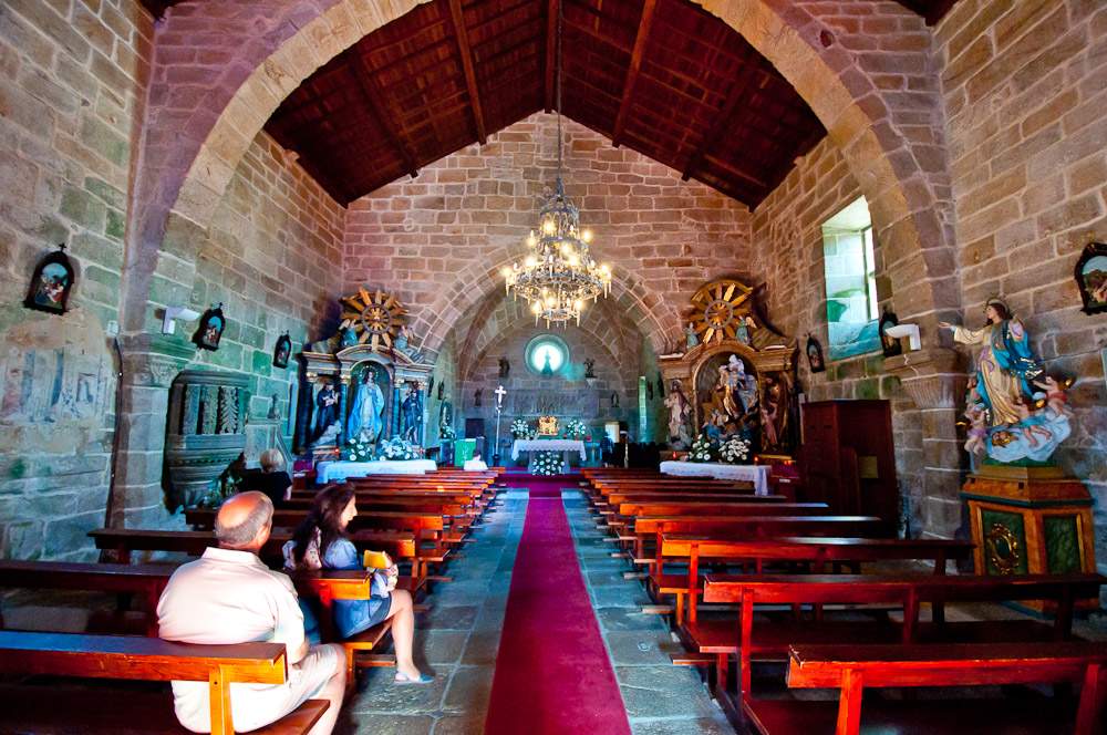Parroquia de Santa María de la Atalaya (Laxe)