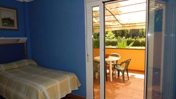 Residencia de Ancianos Guadalmar (Málaga)