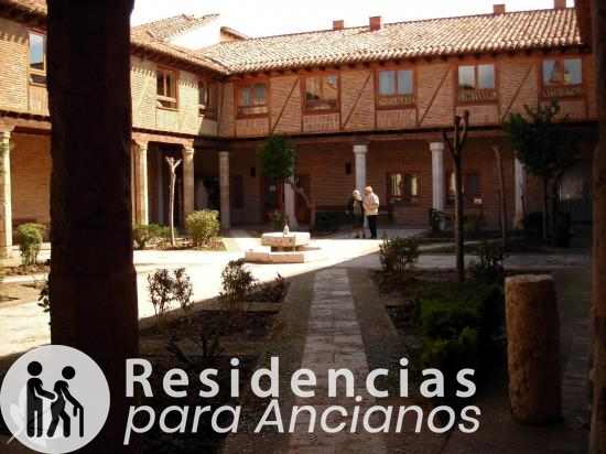 Residencia de Ancianos San Marcos (Paredes de Nava)